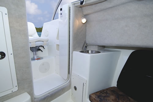 Mako 215WA Interior